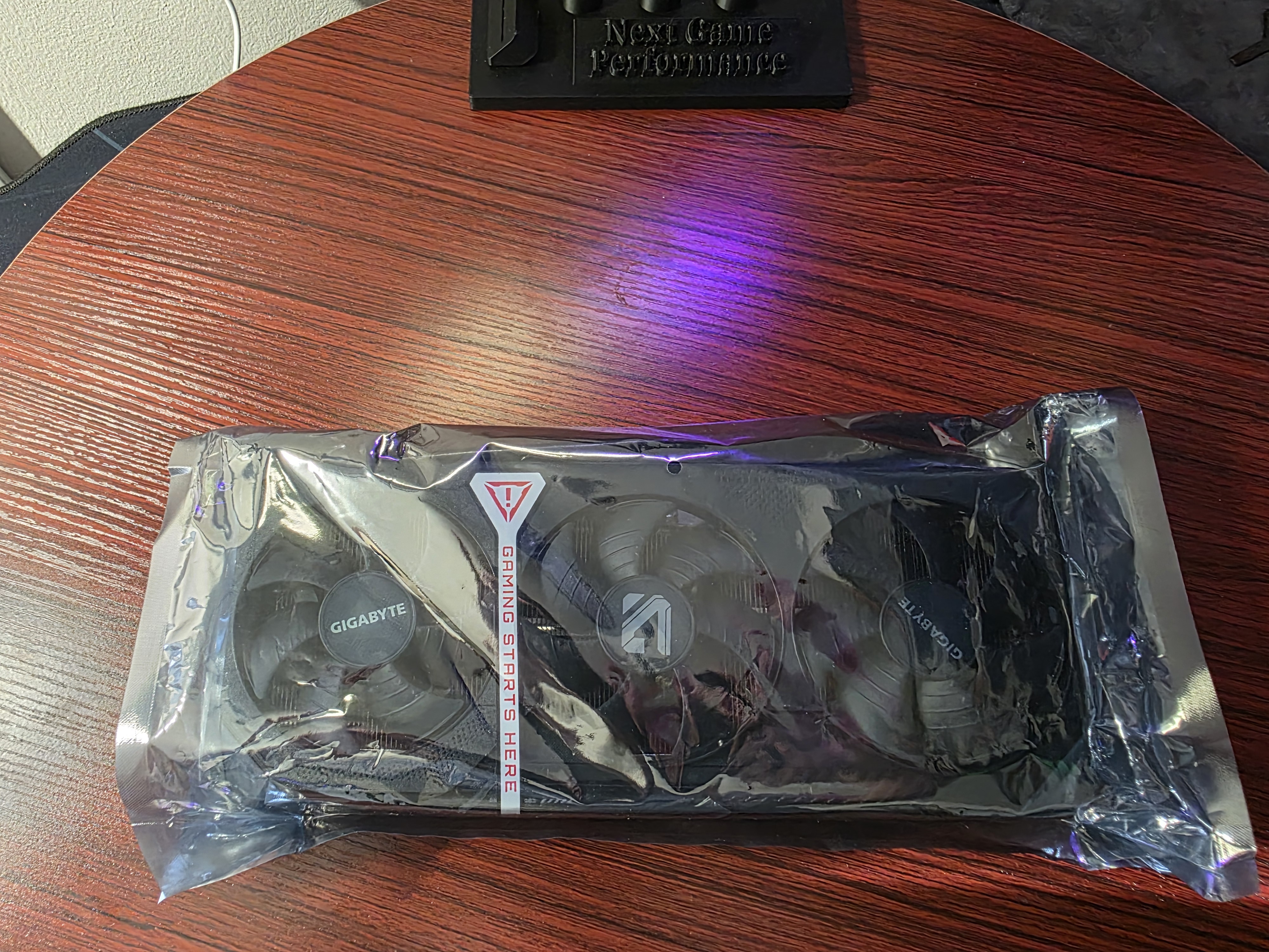 Gigabyte 9070xt OC edition *NEW No Box*